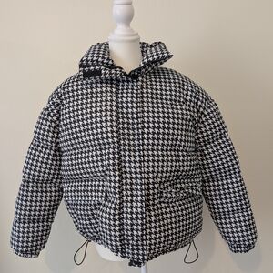 Missguided Black and White Houndstooth Puffer Jacket